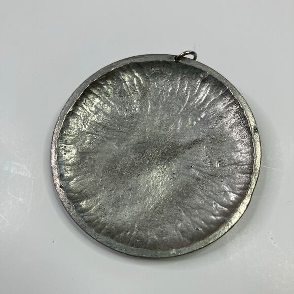VINTAGE 1974 CYCLISTS (TANDEM BICYCLE) International PEWTER Medallion Pendant - Picture 3 of 4